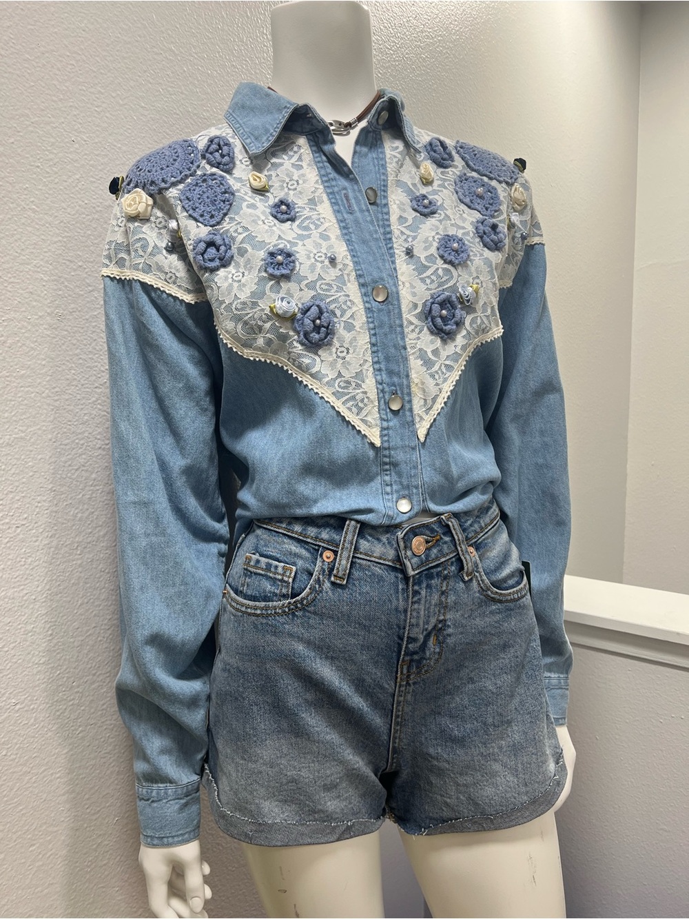 Bonjour Vintage Denim Shirt Crochet Floral Appliqué Cottagecore - Size M